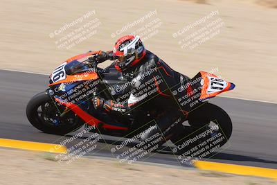 media/Oct-08-2022-SoCal Trackdays (Sat) [[1fc3beec89]]/Turn 9 Inside (10am)/